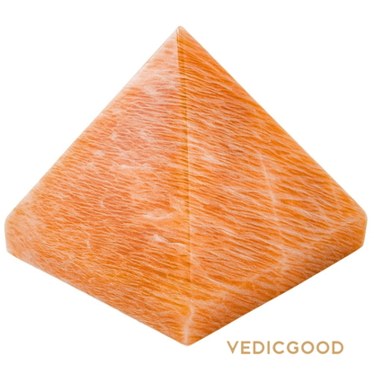Peach Moonstone Pyramid (1 Inch)