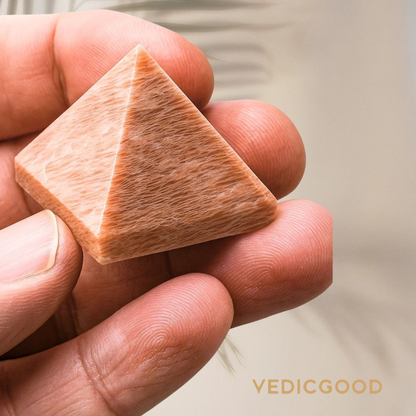 Peach Moonstone Pyramid (1 Inch)